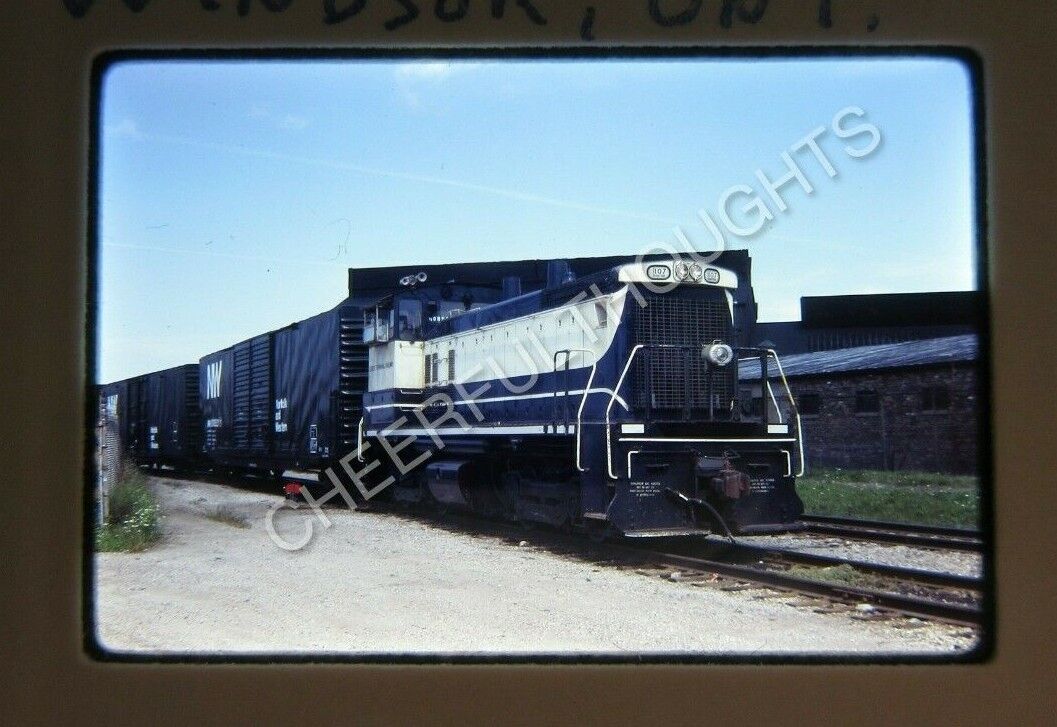 Original '83 Kodachrome Slide ETL Essex Terminal Railway 107 SW1500      25M19