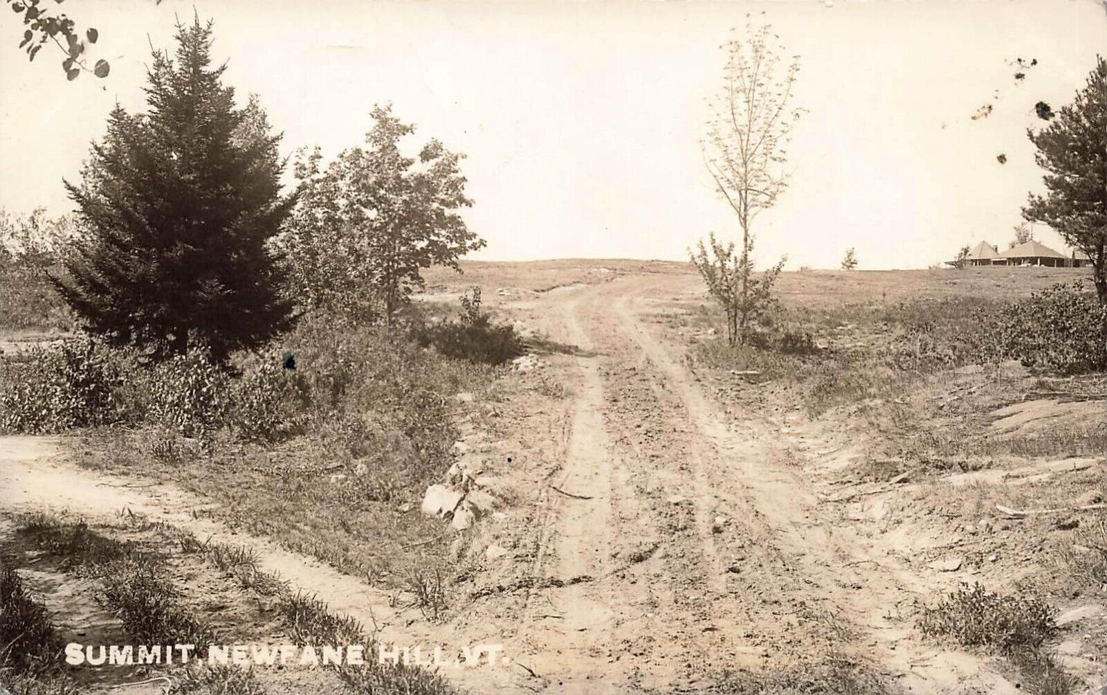 1939 VERMONT REAL PHOTO RPPC POSTCARD: VIEW OF ROAD SUMMIT, NEWFANE HILL, VT