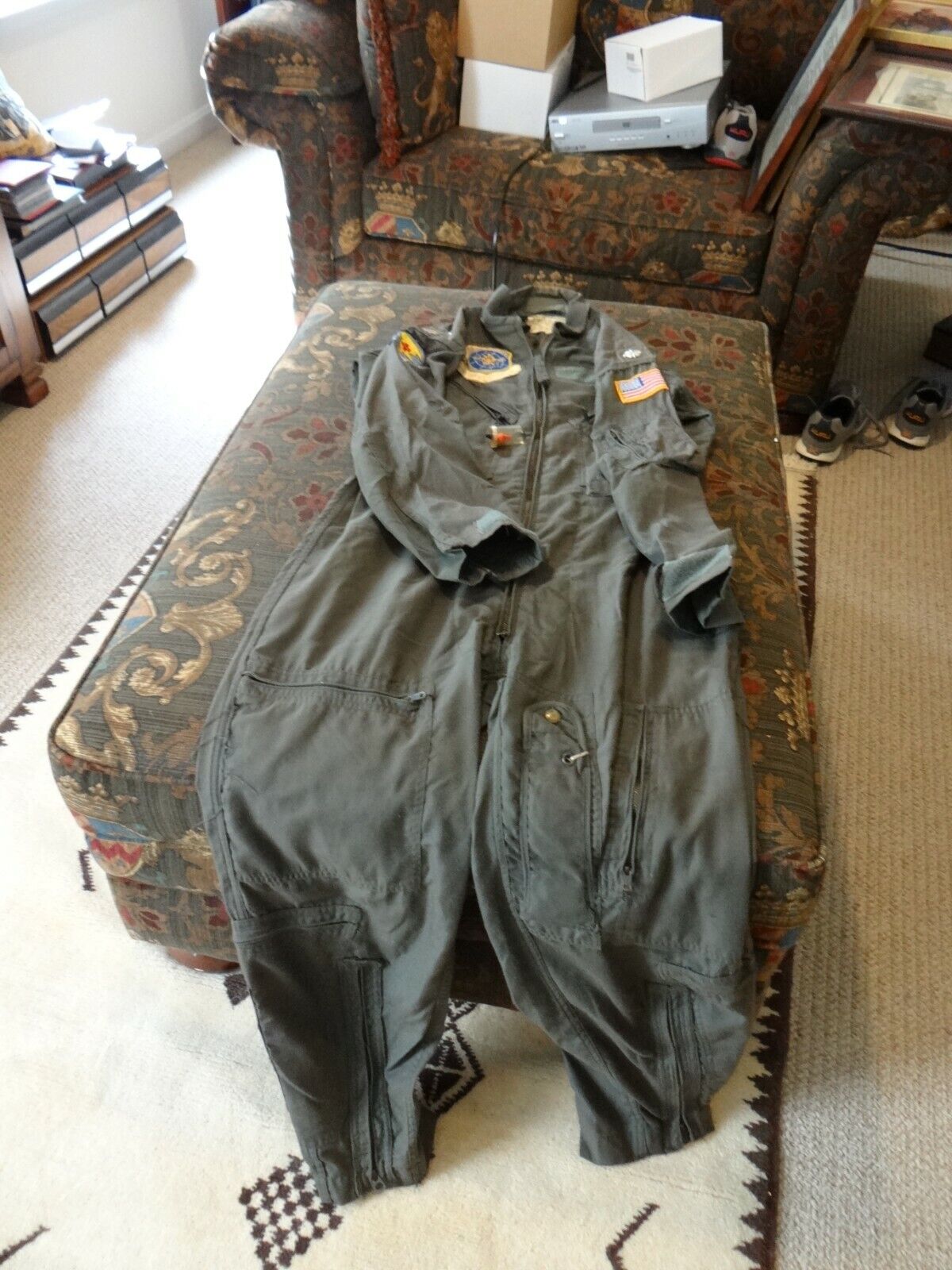 US Military NOMEX Flight Suit with Rank and Patches (40S)