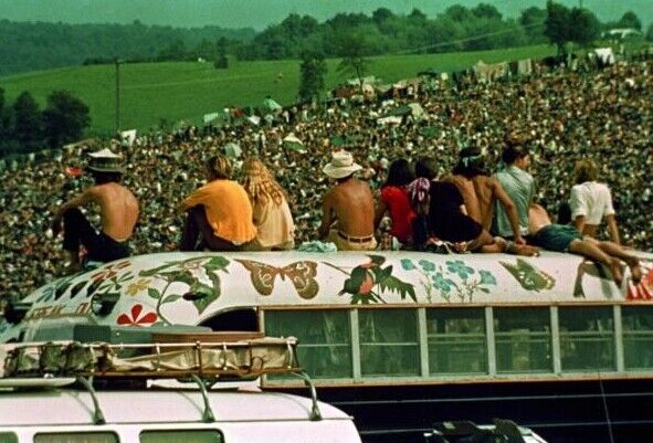 Woodstock 1969 (2) 4x6 Glossy Photos 