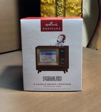 The Peanuts Gang A Charlie Brown Christmas Ornament With Video Cord Not Included picture