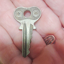 Yale & Towne Mfg Co Vintage Key #467 Marked Stamford, Conn, USA picture