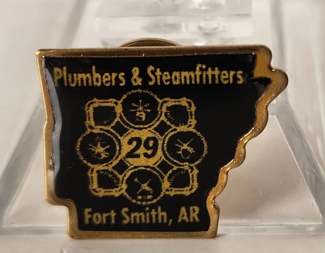 UA Local 29 Plumbers & Steamfitters Union Pin Fort Smith AR Rare HTF 🔥 