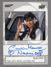 CAROLINE MUNRO AS NAOMI 2019 UPPER DECK JAMES BOND INSCRIPTIONS AUTO picture