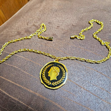 Caesars Windsor Opening Gold Tone HEAVY Cameo Medallion  Necklace, Casino XXL picture