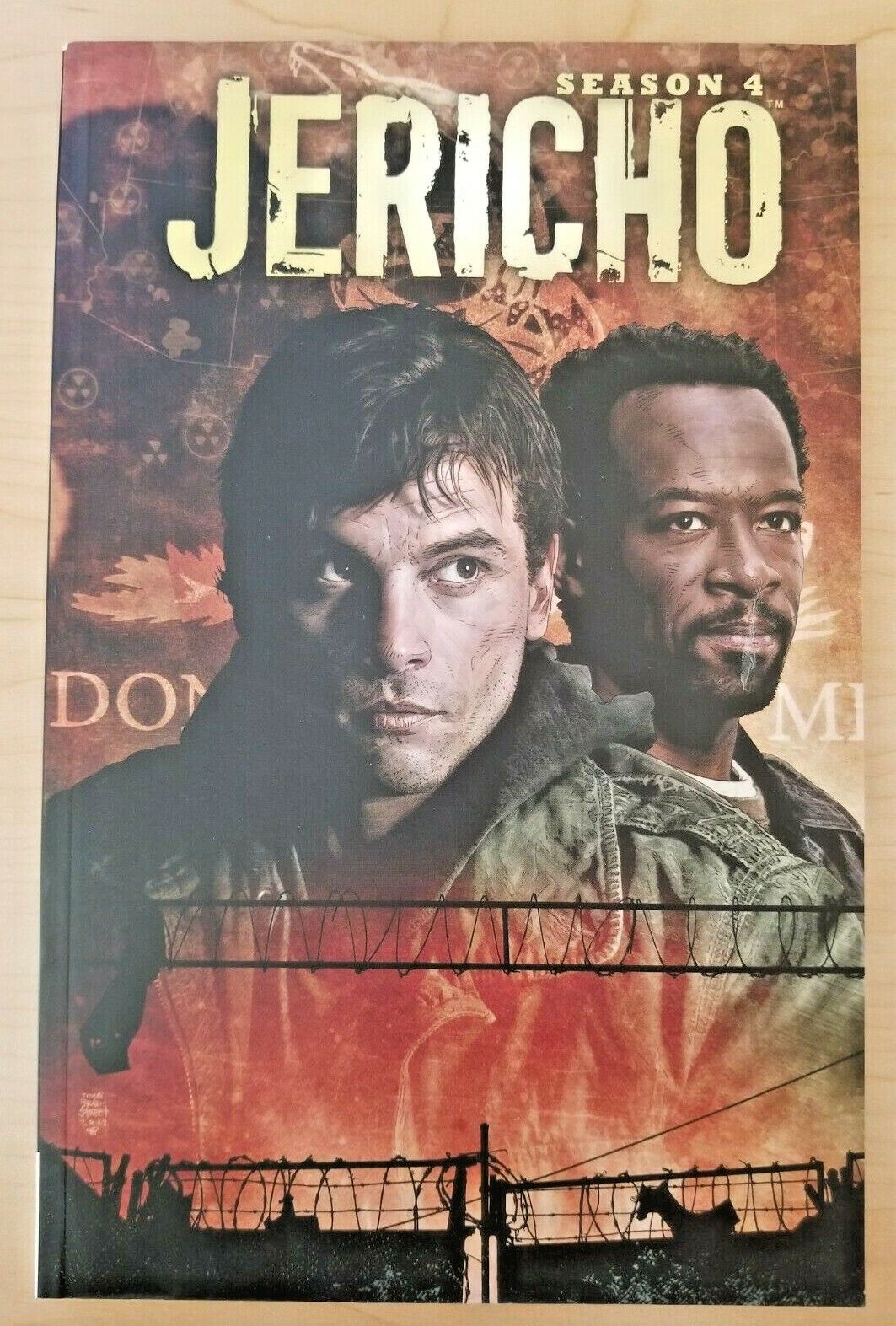 Jericho: Season 4 (IDW trade paperback) TPB graphic novel