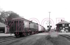 Rutland Railroad Combination Car 256 on Milk Train at Alburg, VT  - 8x10 Photo picture