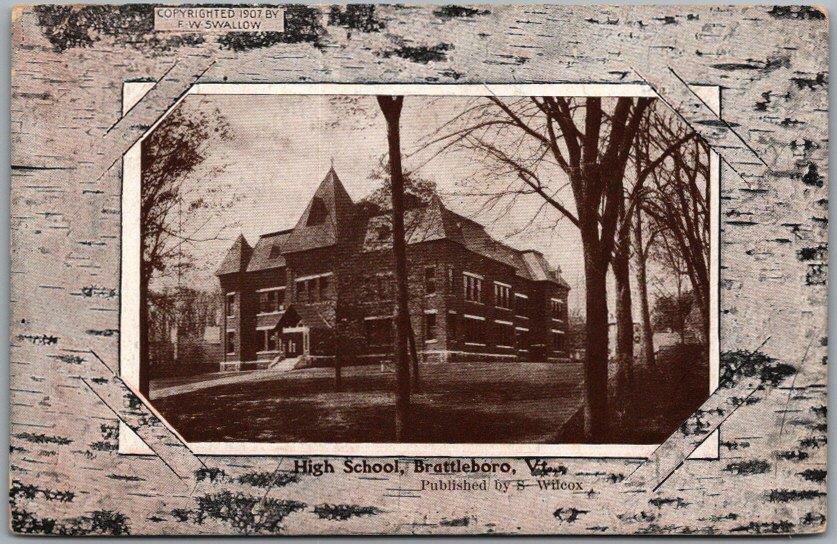 Brattleboro, Vermont Postcard HIGH SCHOOL Building View / c1920s Swallow Unused