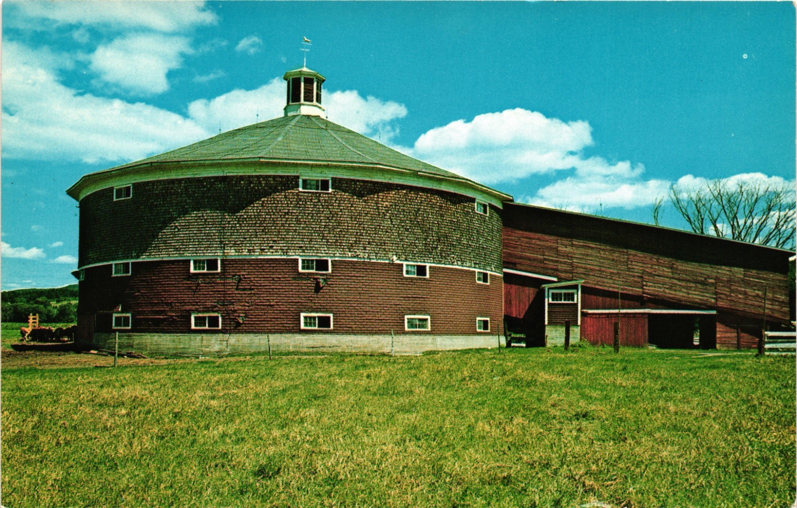 VERMONT Newbury Round Barn VT Vintage Postcard VERMONT Newbury Round Barn VT Vintage Postcard
