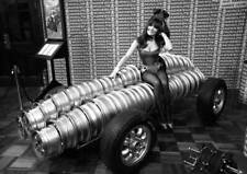 OPS Bunny girl Anne Worral with the F1 Eagle Weslake 1968 Old Photo picture