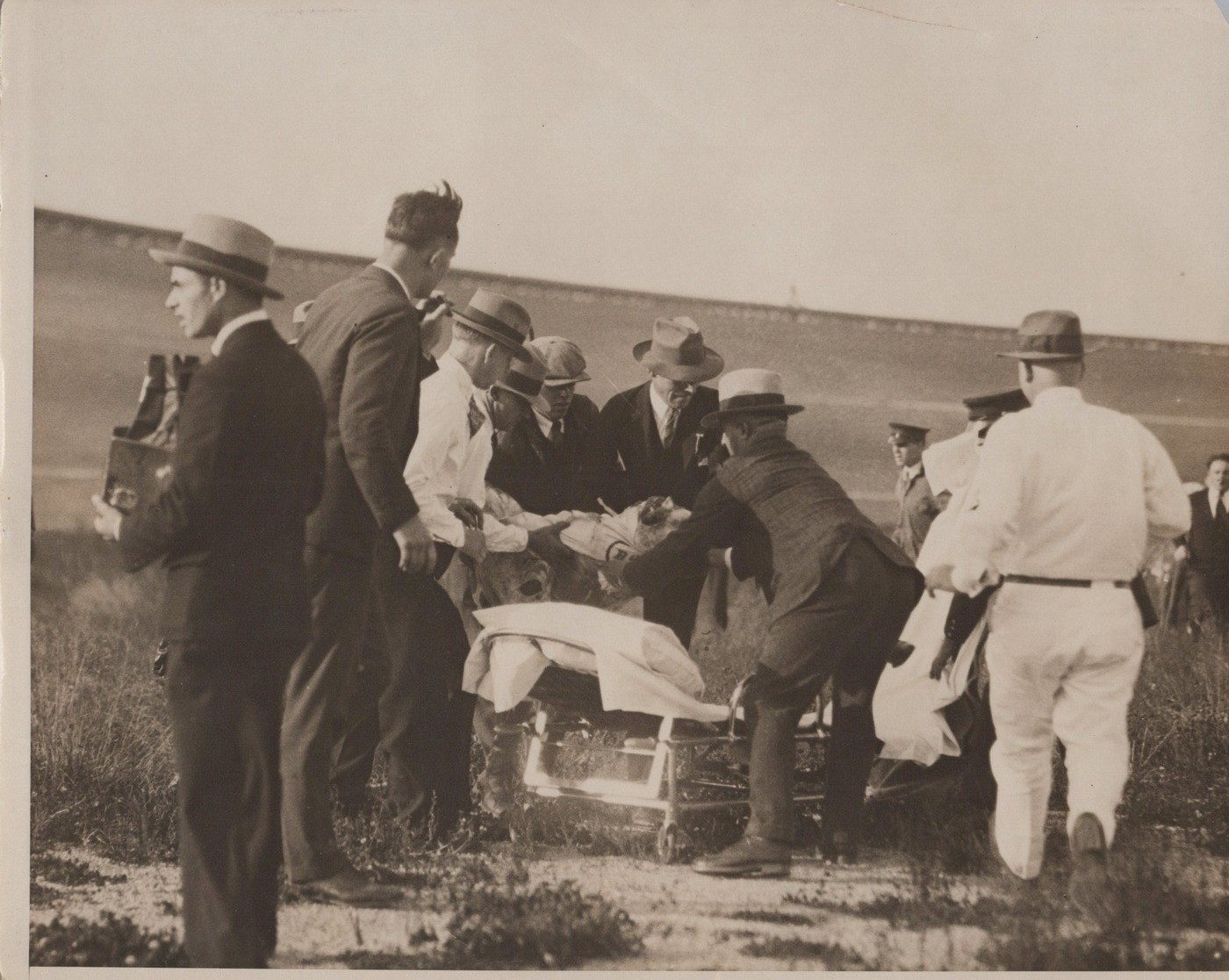 Fred Comer Rockingham NH Board Track Injury Racing 1928 - Original Press Photo