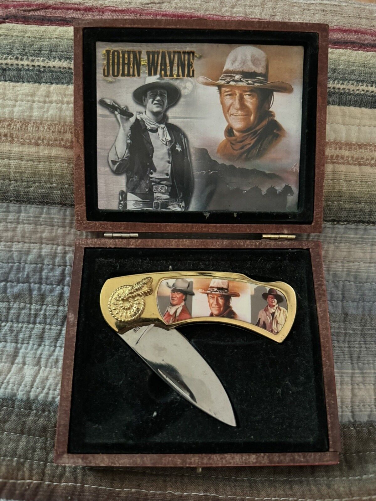 John Wayne Knife In Box