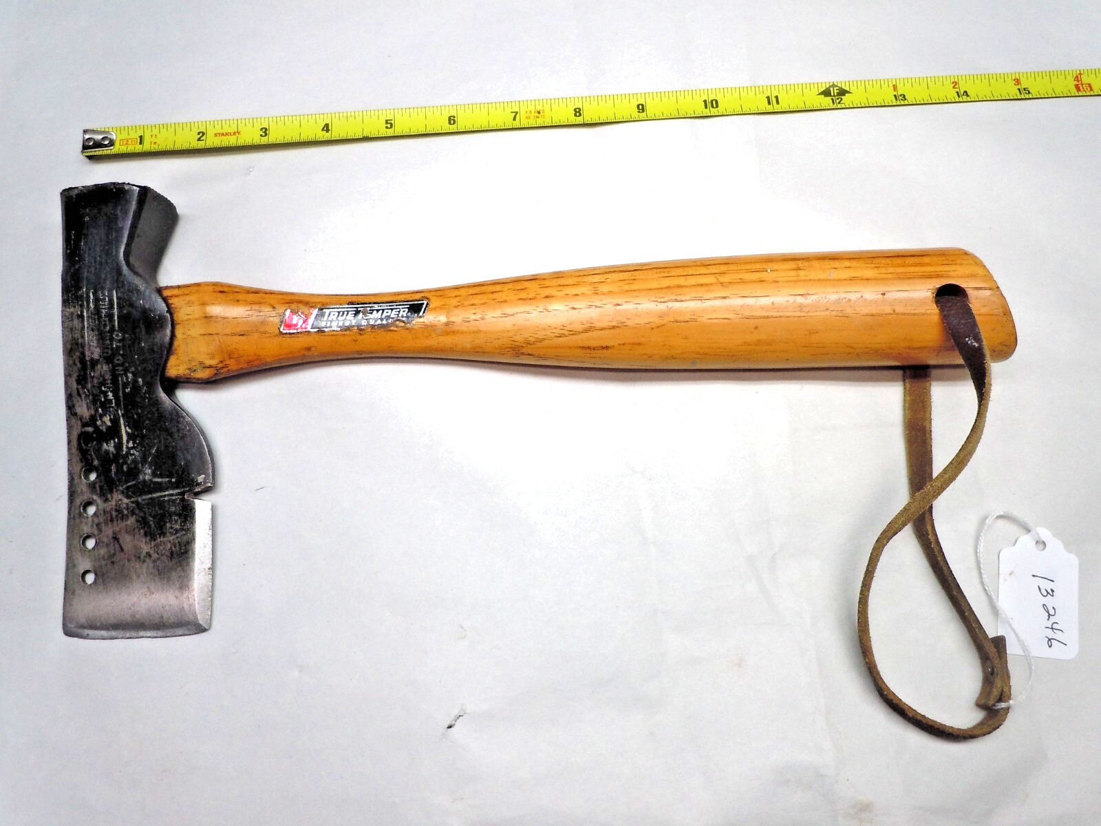 Hatchet, Genuine UNDERHILL No. 70 True Temper Vintage Carpenters Hatchet, USA Hatchet, Genuine UNDERHILL No. 70 True Temper Vintage Carpenters Hatchet, USA