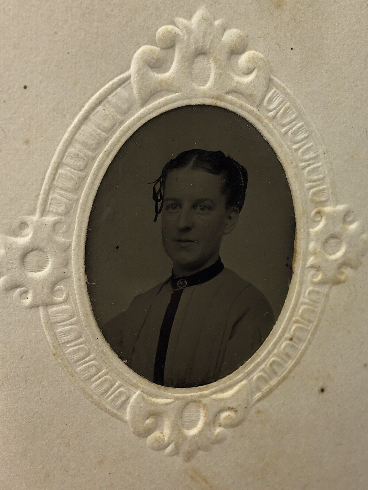 NORWICH, CONN. 1860s Young Woman 1/16 Plate Heavy Embossed Sleeved Tintype 