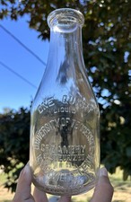 Antique UNIVERSITY OF TENNESSEE CREAMERY - KNOXVILLE, TN College milk bottle picture