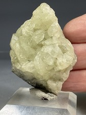 SS Rocks - Datolite (Roncari Quarry, West Granby, Connecticut) 43g Fluorescent picture