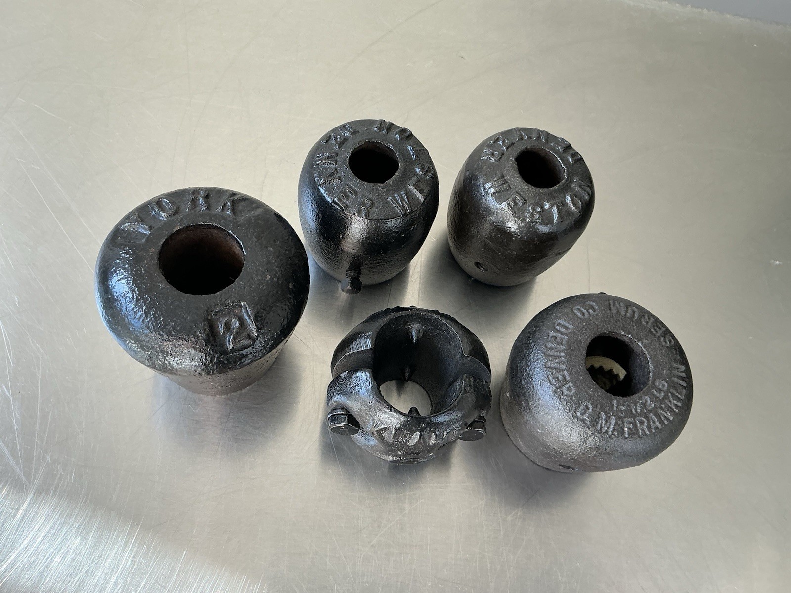 Vintage Weston Franklin Serum York Klamp Cow Cattle Horn Cast Iron Weights Lot