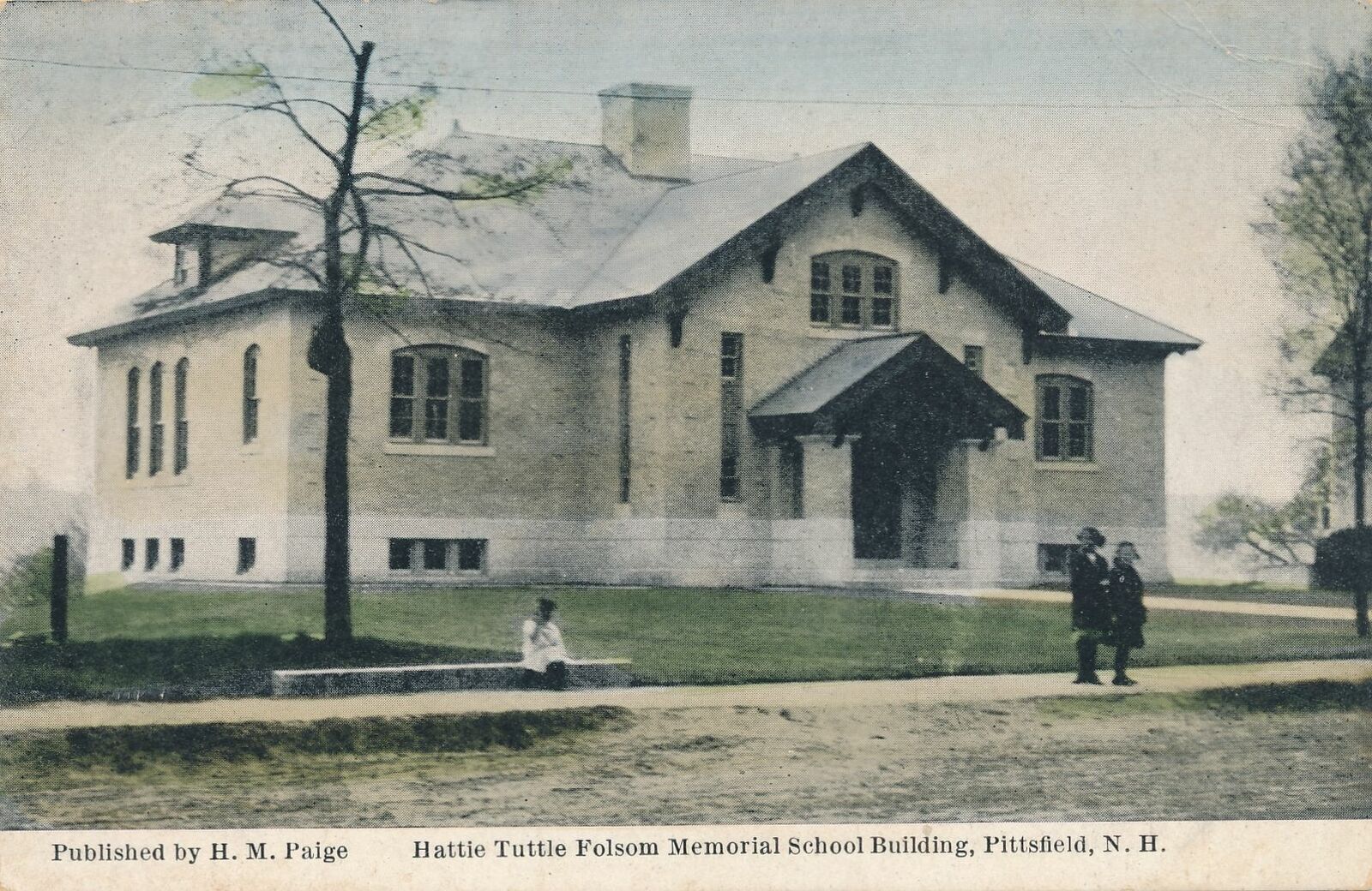 PITTSFIELD NH - Hattie Tuttle Folsom Memorial School Building