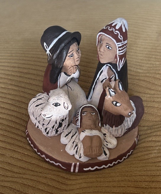 Small Peruvian Clay Pottery Nativity Scene. Approx 3”. Natural Colors. Peru.
