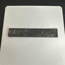 VINTAGE METAL AUTO CAR DEALER DEALERSHIP EMBLEM GREEN-GIFFORD DATSUN NORFOLK, VA picture