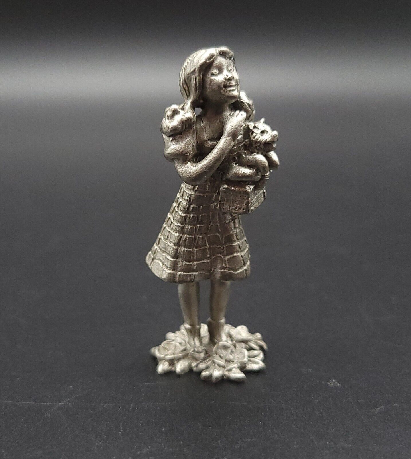Dorothy Wizard of Oz Comstock Pewter Figurine - Used