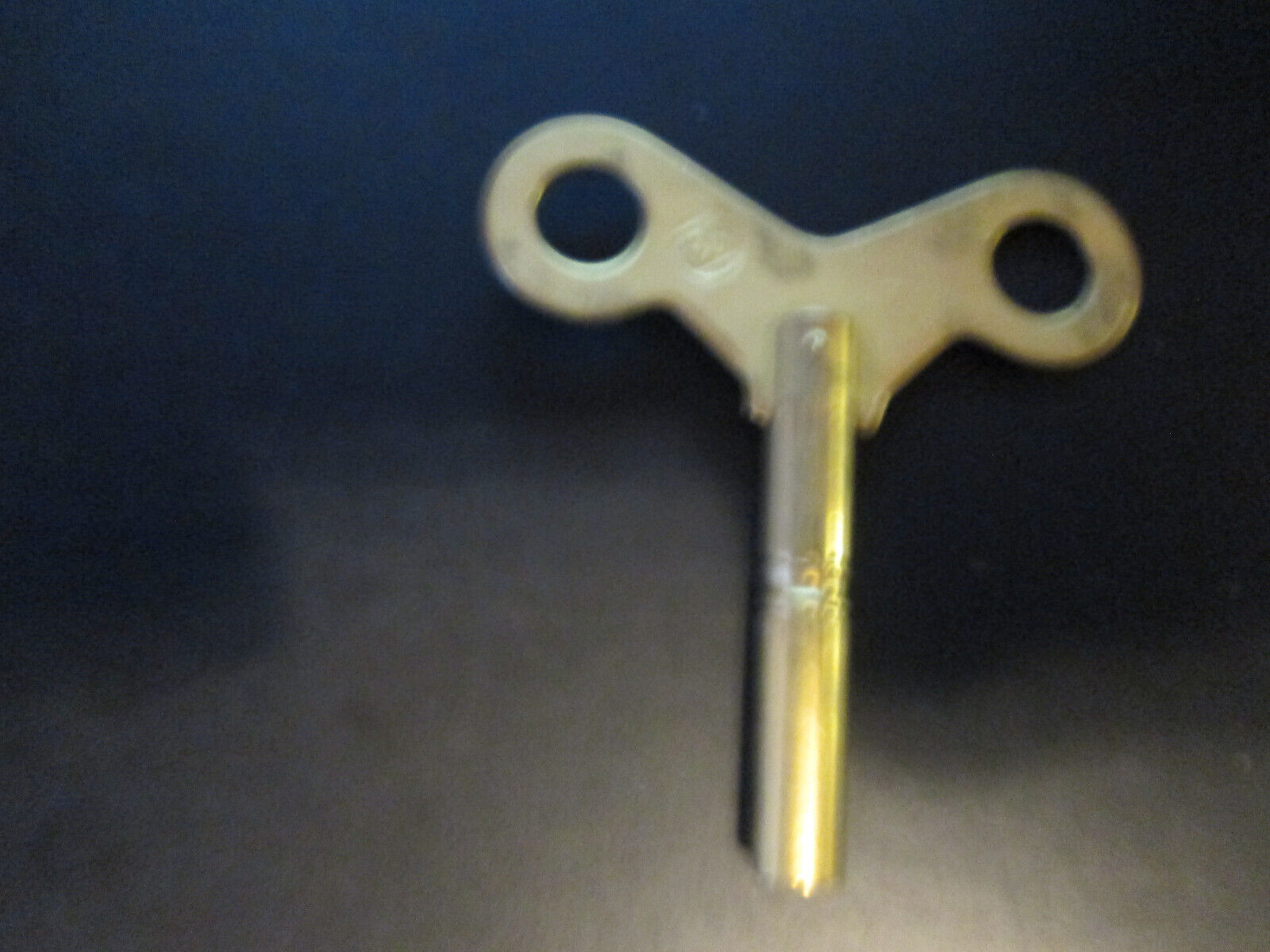 Seth Thomas Clock Key Brass Single End Key New Reproduction  (959A)