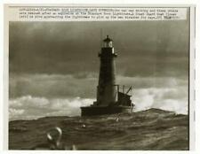 Photo:Stannard Rock Lighthouse,Lake Superior,Dark Clouds,1961 picture