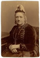 CIRCA 1890'S Stunning CABINET CARD Elegant Royal Looking Woman Maidstone England picture