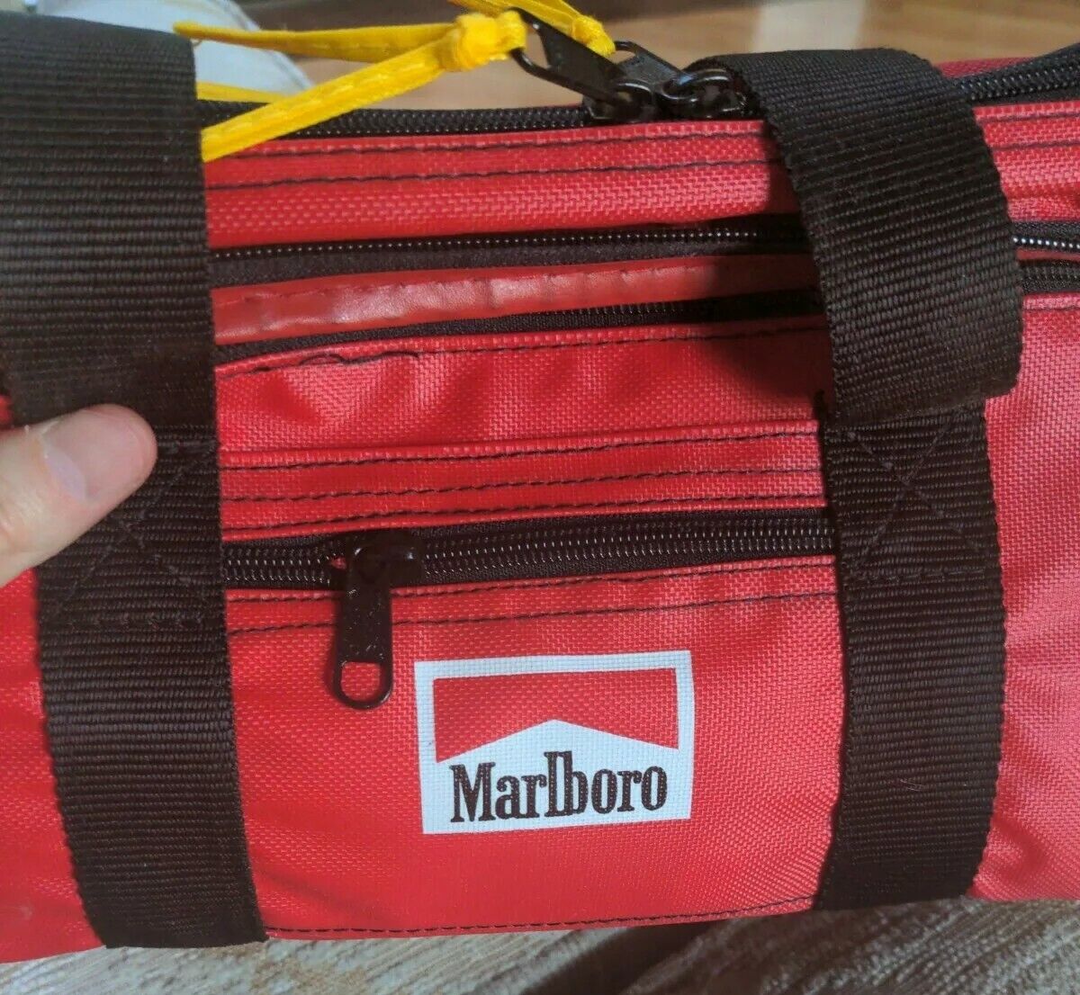 VINTAGE 1995 Marlboro Large Red Cooler Bag Insulated Lunch Box