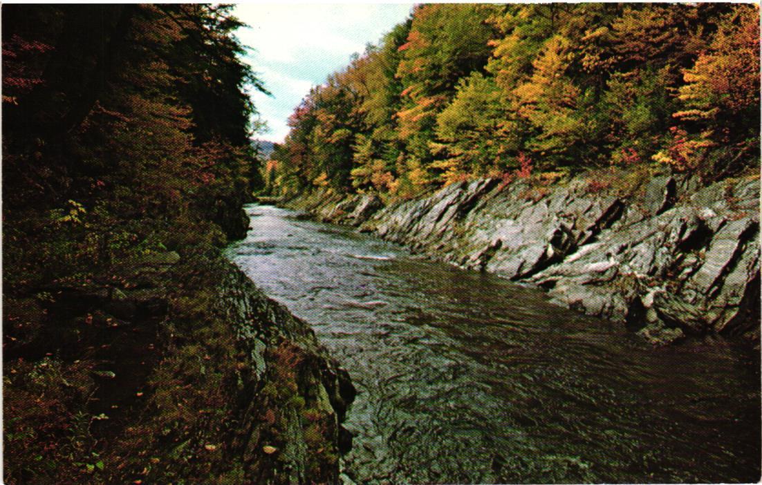 Quechee Gorge Quechee Vermont Postcard