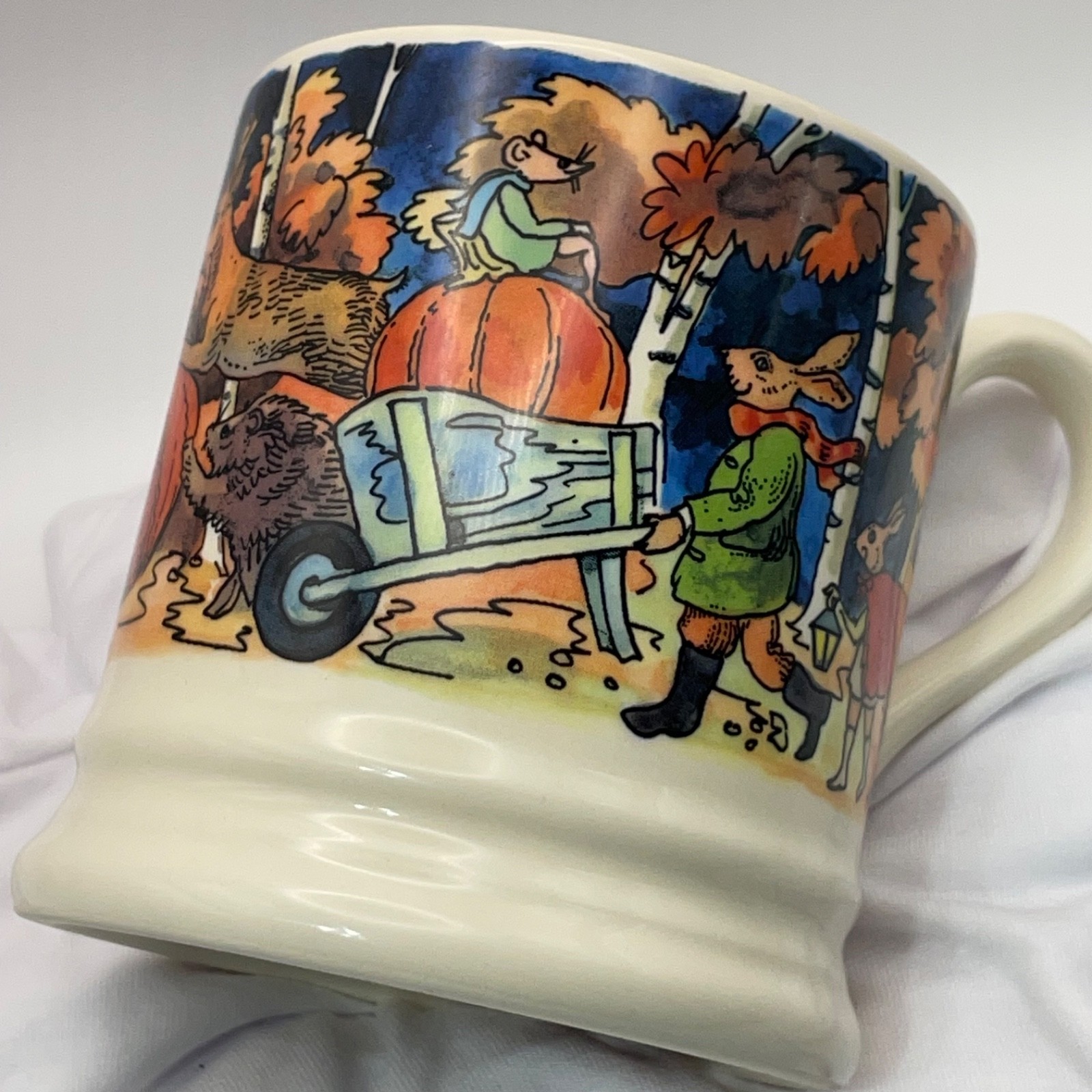 Emma Bridgewater Fall Pumpkin Friends Mug Half Pint, Retired. Beautiful Art