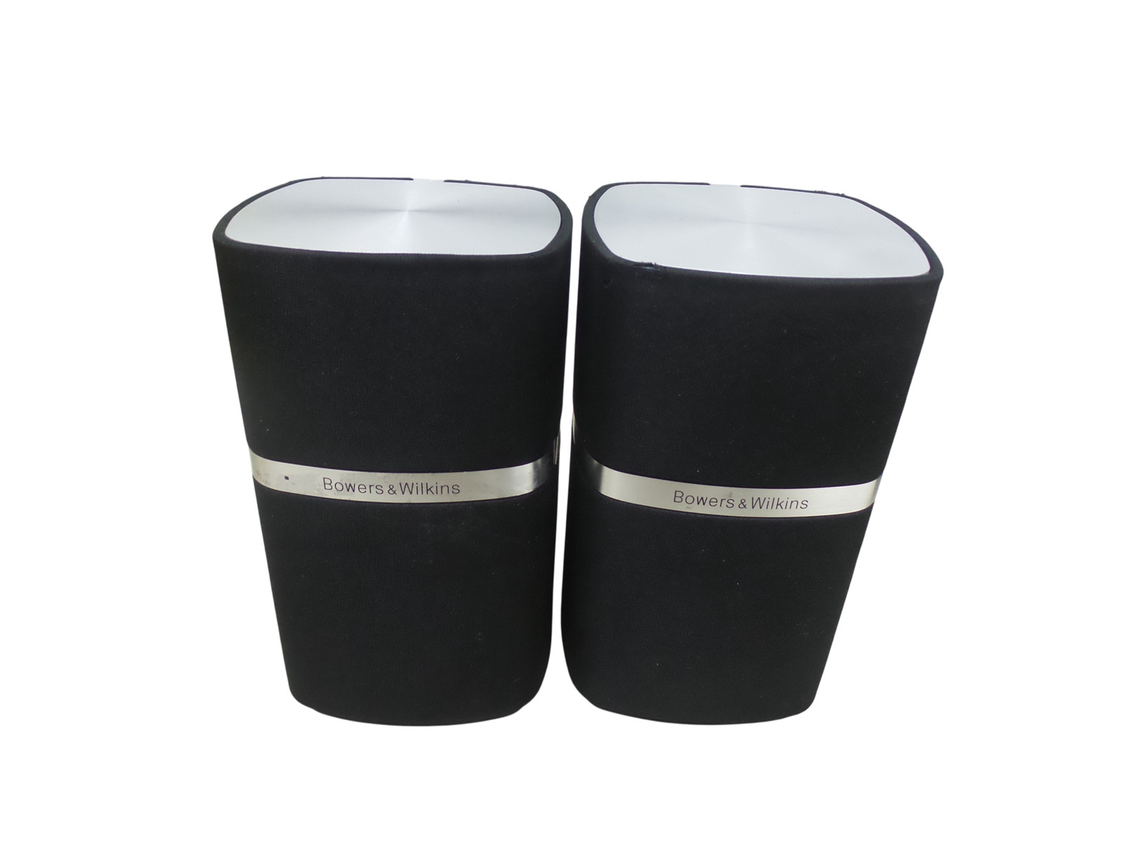 B&W Bowers & Wilkins MM-1 Powered Desktop Speakers Pair B&W Bowers & Wilkins MM-1 Powered Desktop Speakers Pair