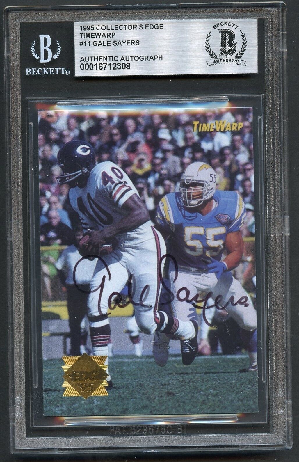 Gale Sayers #11 signed autograph auto 1995 Collector's Edge Timewarp Card BAS