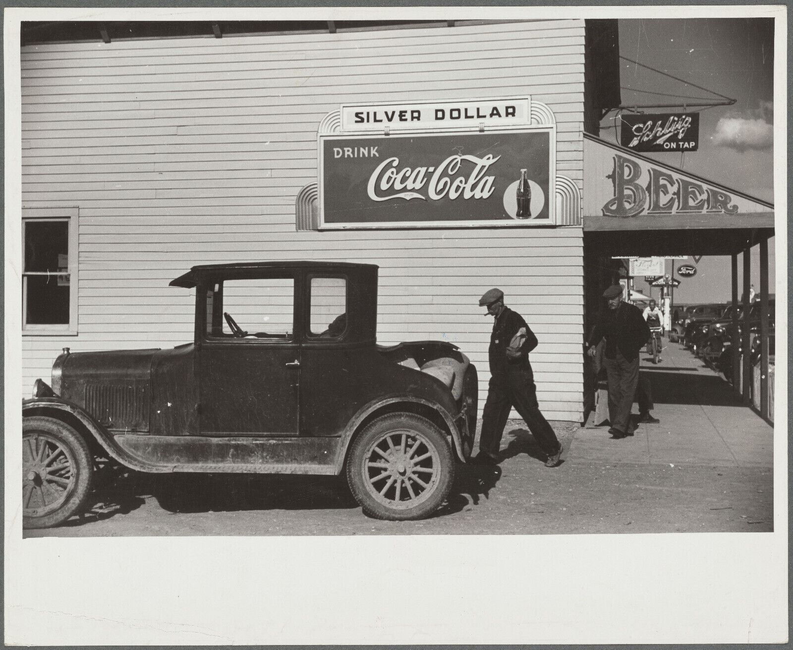 Old 8X10 Photo, 1930's Farmers in town, Bar, Beer, Fairfield, Montana 58234194