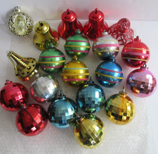 20 Bradford Unbreakable Plastic Christmas Ornaments Discoball Stripes Bells Vtg picture