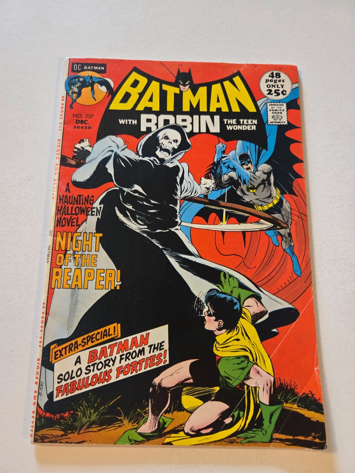 BATMAN #237, 1st app. REAPER, 1st RUTLAND VERMONT, DC Comics 1971, 48 Pages BATMAN #237, 1st app. REAPER, 1st RUTLAND VERMONT, DC Comics 1971, 48 Pages