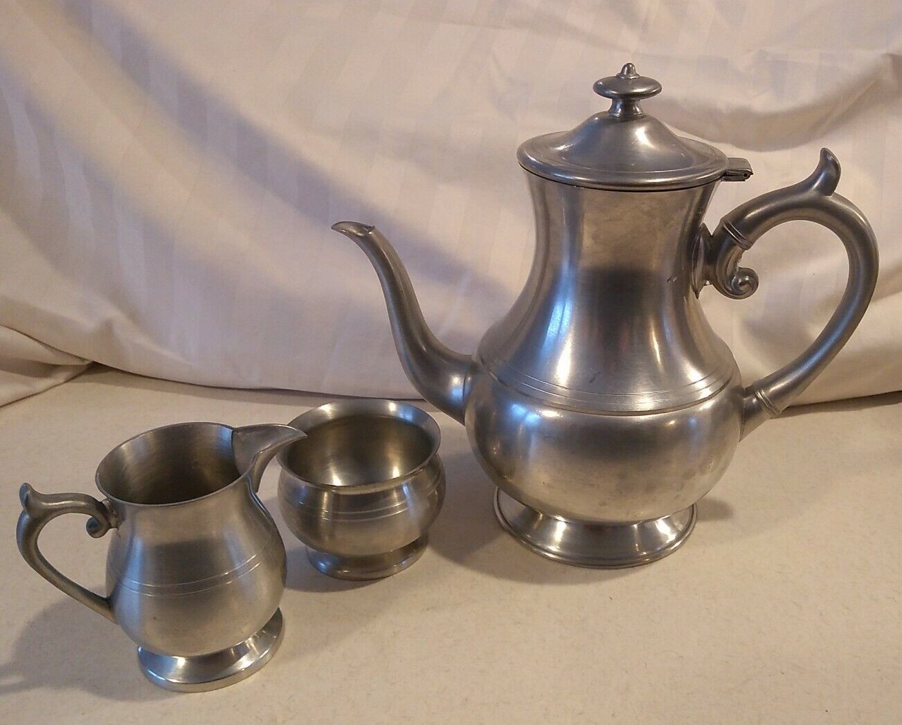 3 Piece Set Woodbury Pewter Coffee Pot/Teapot Creamer & Open Sugar Bowl