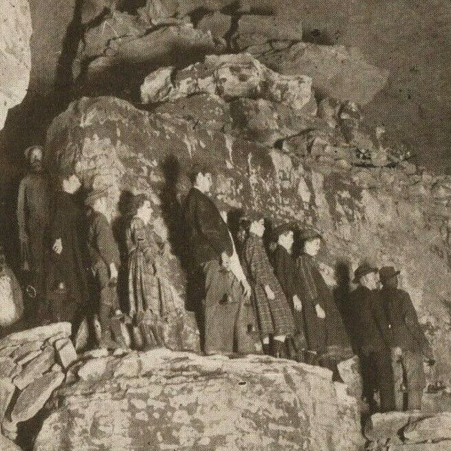 1909 Men Women Corkscrew into Main Cave New Albany IN Hains Vintage Postcard