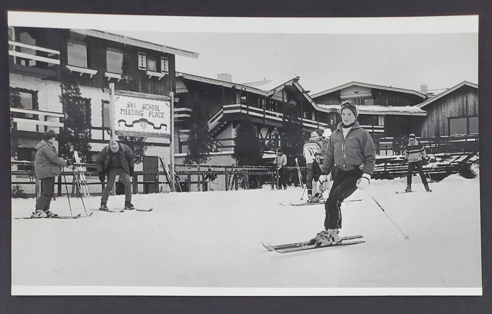 1984 Mt Holly Ski Lodge Michigan MI Grand Blanc Cooley Skiing Vtg Press Photo