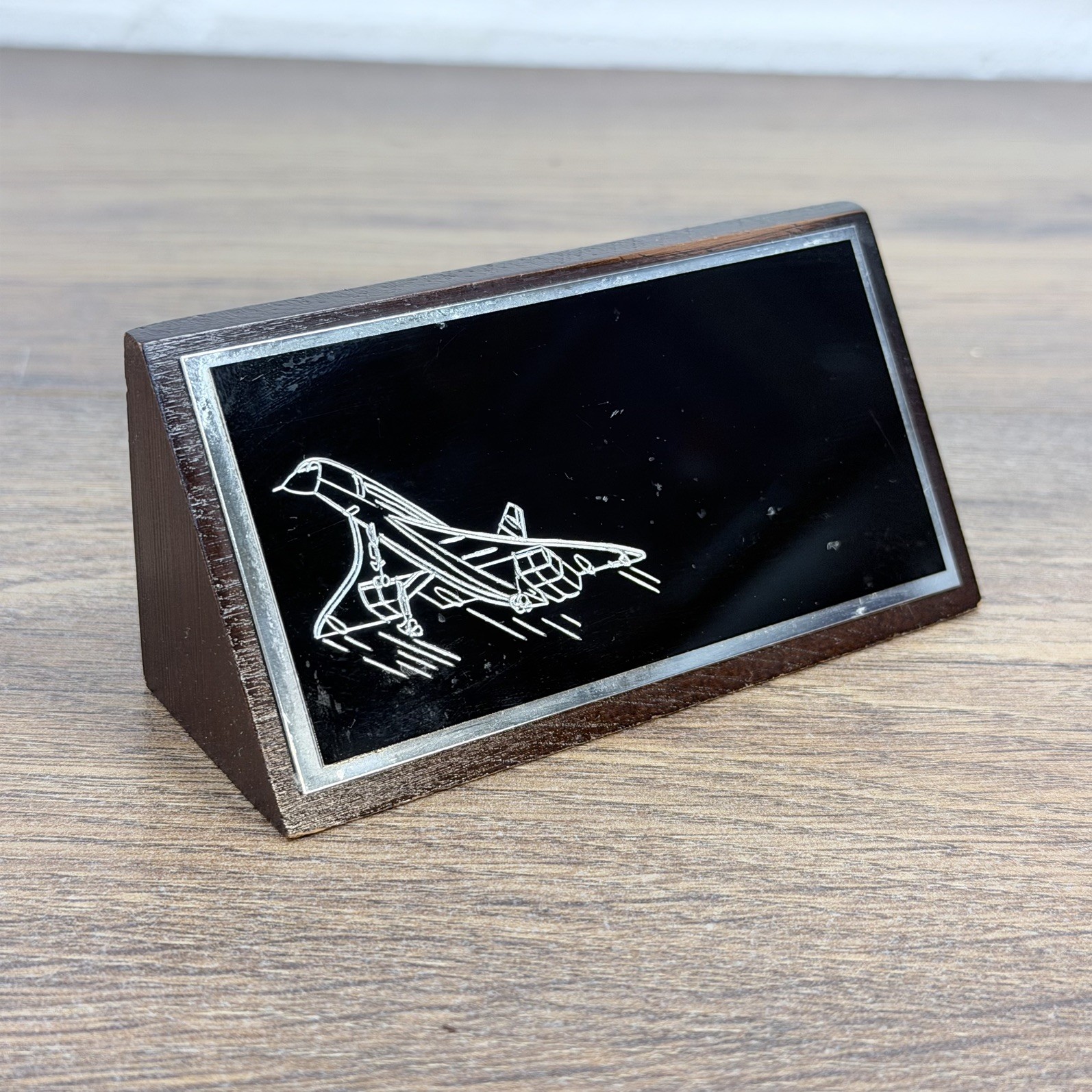 Vintage Concorde Aircraft Engraved Wooden Desk Plaque Aviation Memorabilia