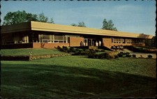 Calvin Coolidge Library Castleton State College Vermont ~ 1960s vintage postcard picture