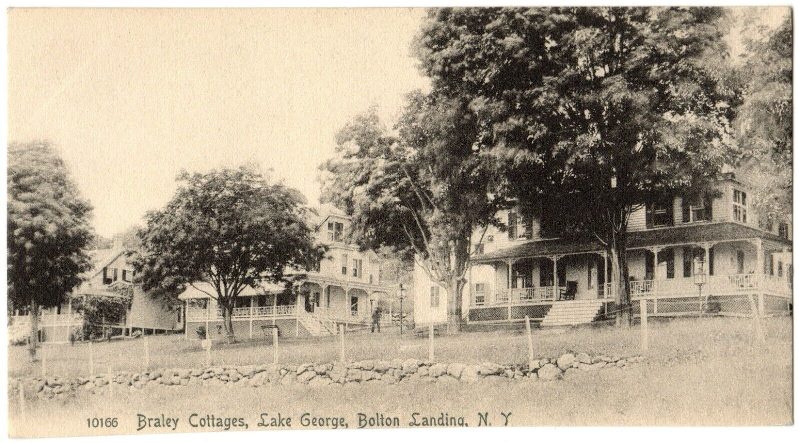BOLTON LANDING, LAKE GEORGE, NY Braley Cottages New York UDB Postcard (Trimmed)