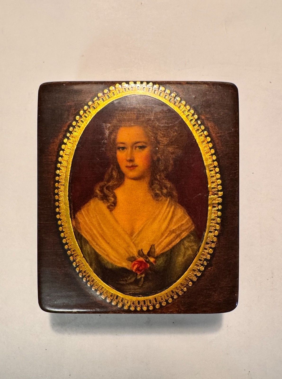 ANTIQUE VICTORIAN ART NOUVEAU LADY PORTRAIT Keepsake BOX French ANTIQUE VICTORIAN ART NOUVEAU LADY PORTRAIT Keepsake BOX French