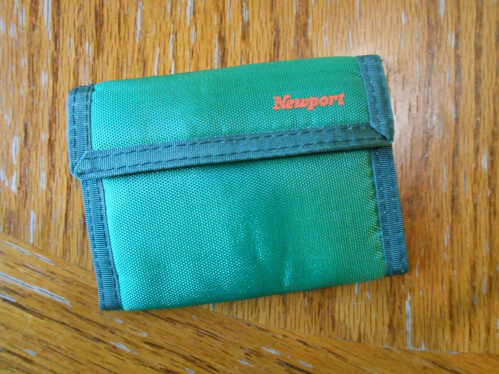NEWPORT CIGARETTE Wallet Nylon Green Bifold - VGC