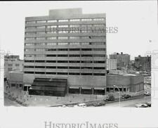 1982 Press Photo Building at Center Square in Springfield, Massachusetts picture