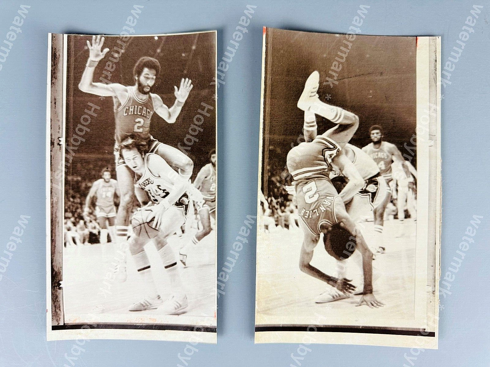 Jerry West LA LAKERS v Norm Van Lier BULLS 2 1973 NBA Original Wire Press Photos