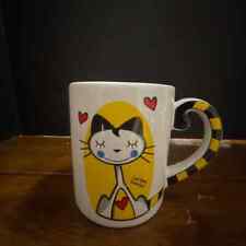 Luciano Martins Mug Cacau Show Yellow Cat Hearts picture
