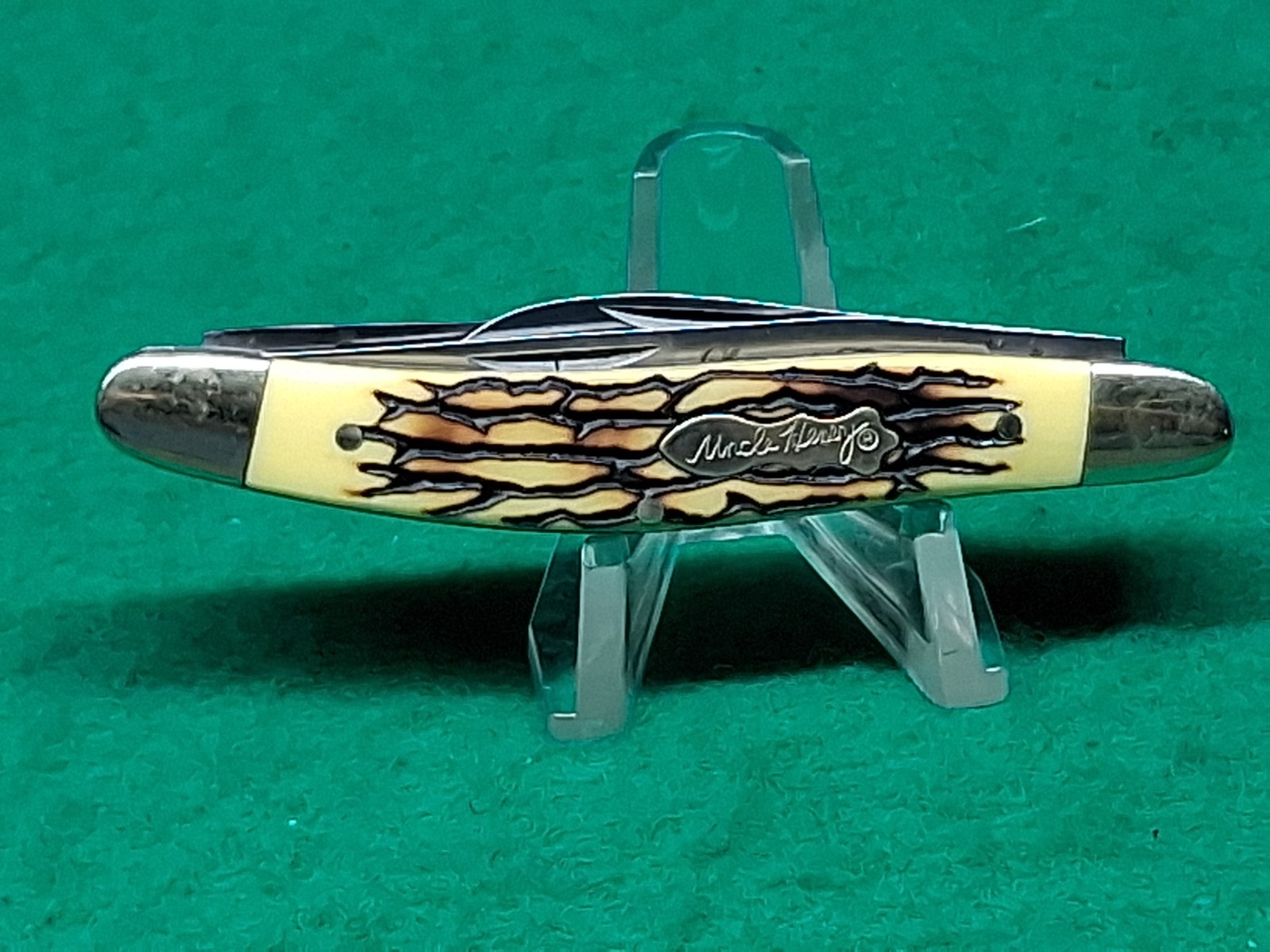 UNCLE HENRY SCHRADE 897UH 3 BLADE FOLDING POCKET KNIFE 2014 LIMITED EDITION UNCLE HENRY SCHRADE 897UH 3 BLADE FOLDING POCKET KNIFE 2014 LIMITED EDITION