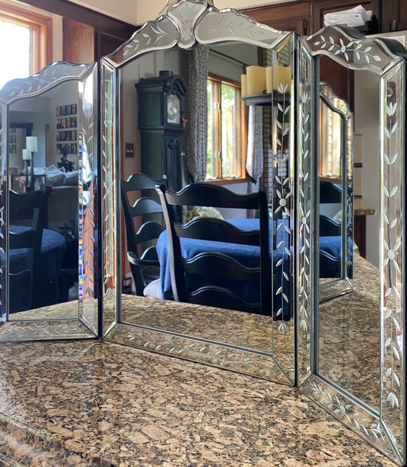 Ornate Victorian VENETIAN Mirror Trifold Etched Wall Table Beveled VANITY Makeup Ornate Victorian VENETIAN Mirror Trifold Etched Wall Table Beveled VANITY Makeup