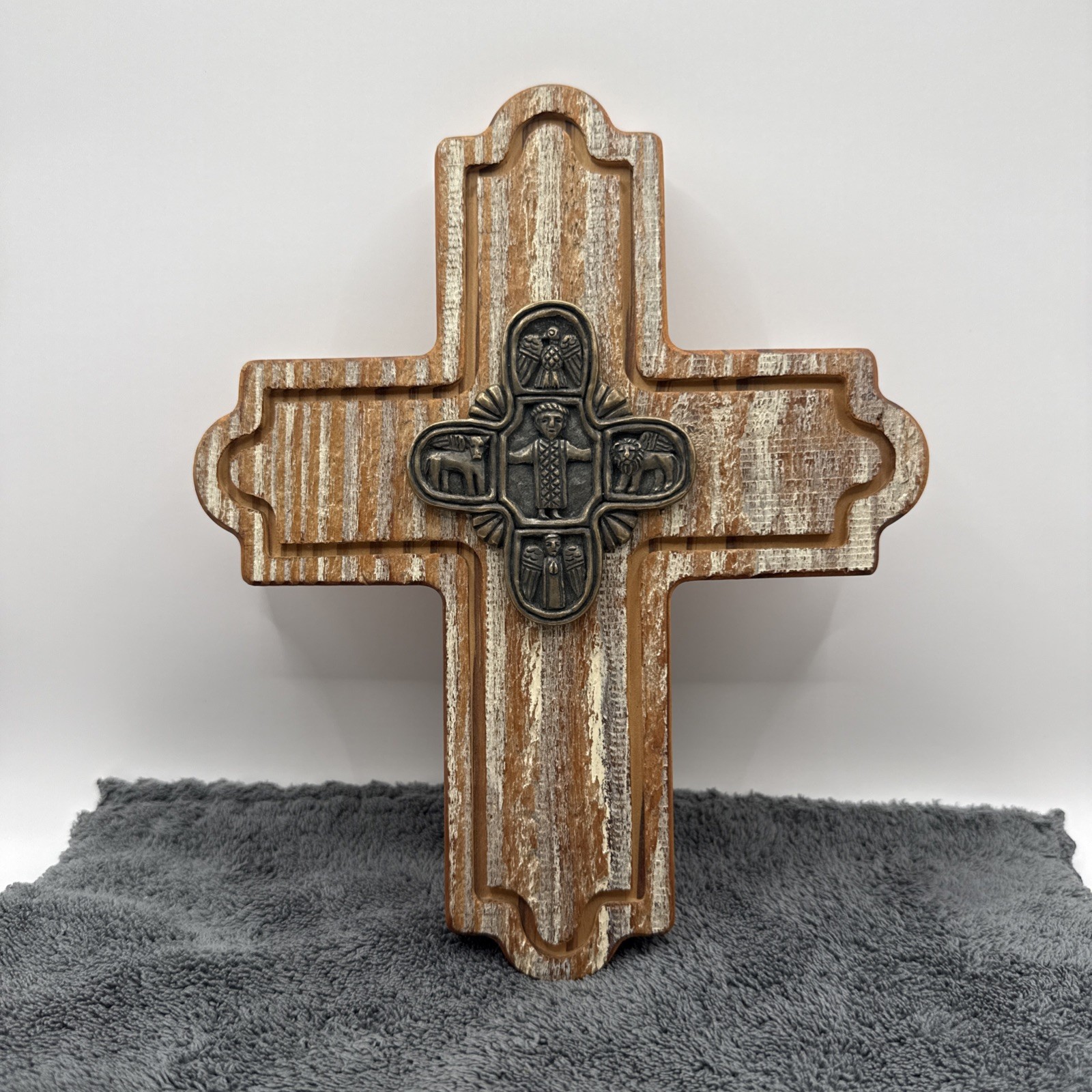 James Avery Bronze & Wood Wall Plaque Sign Cross Beautiful & Rare James Avery Bronze & Wood Wall Plaque Sign Cross Beautiful & Rare